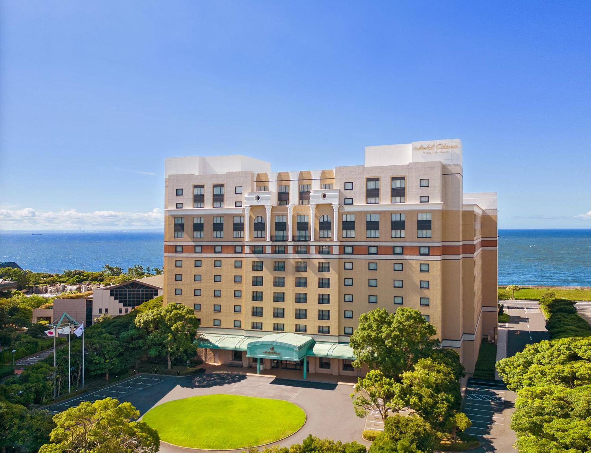 Hotel Okura Tokyo Bay Urayasu Exteriör bild The hotel in 2018