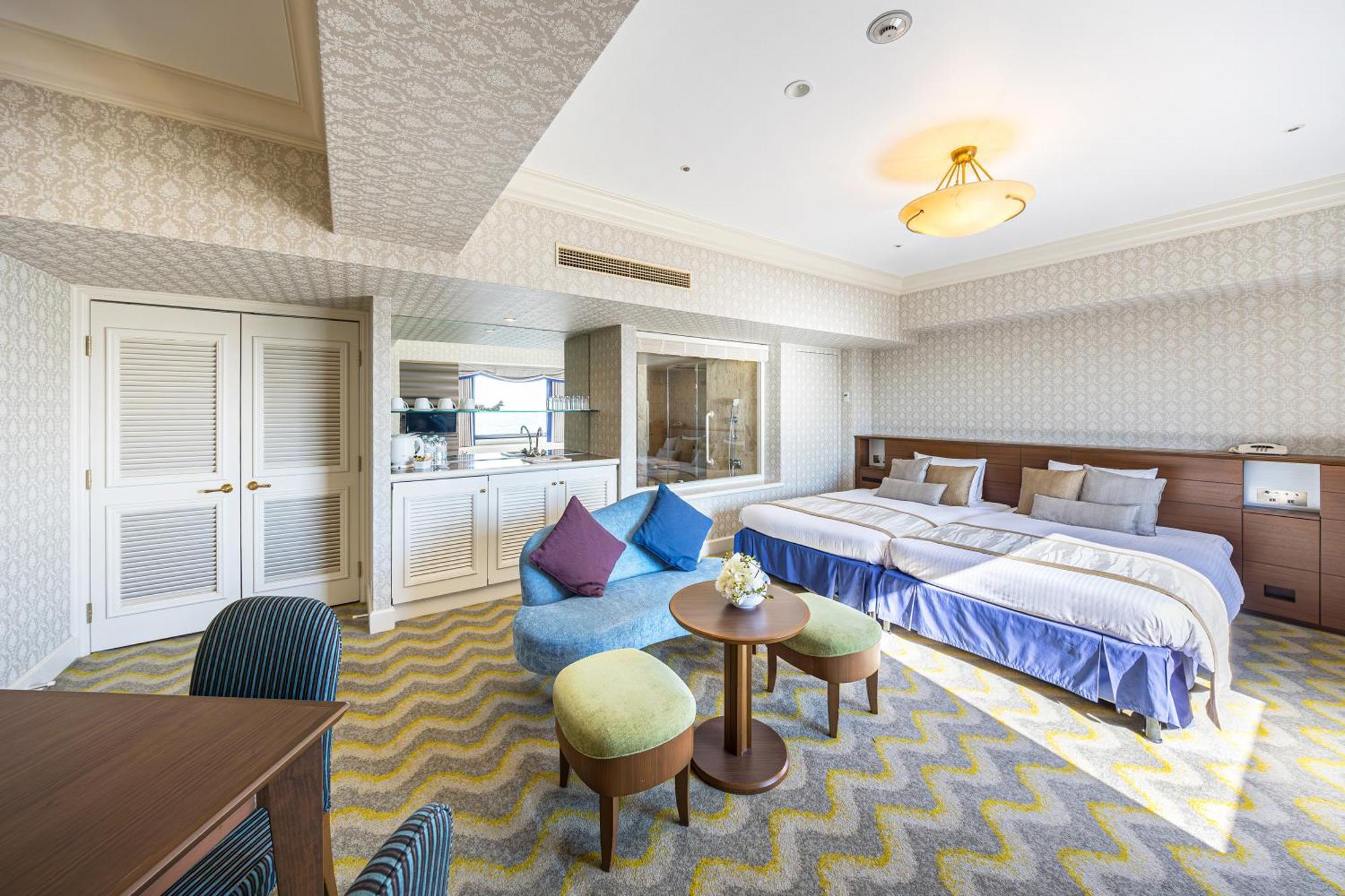 Hotel Okura Tokyo Bay Urayasu Exteriör bild Deluxe Suite