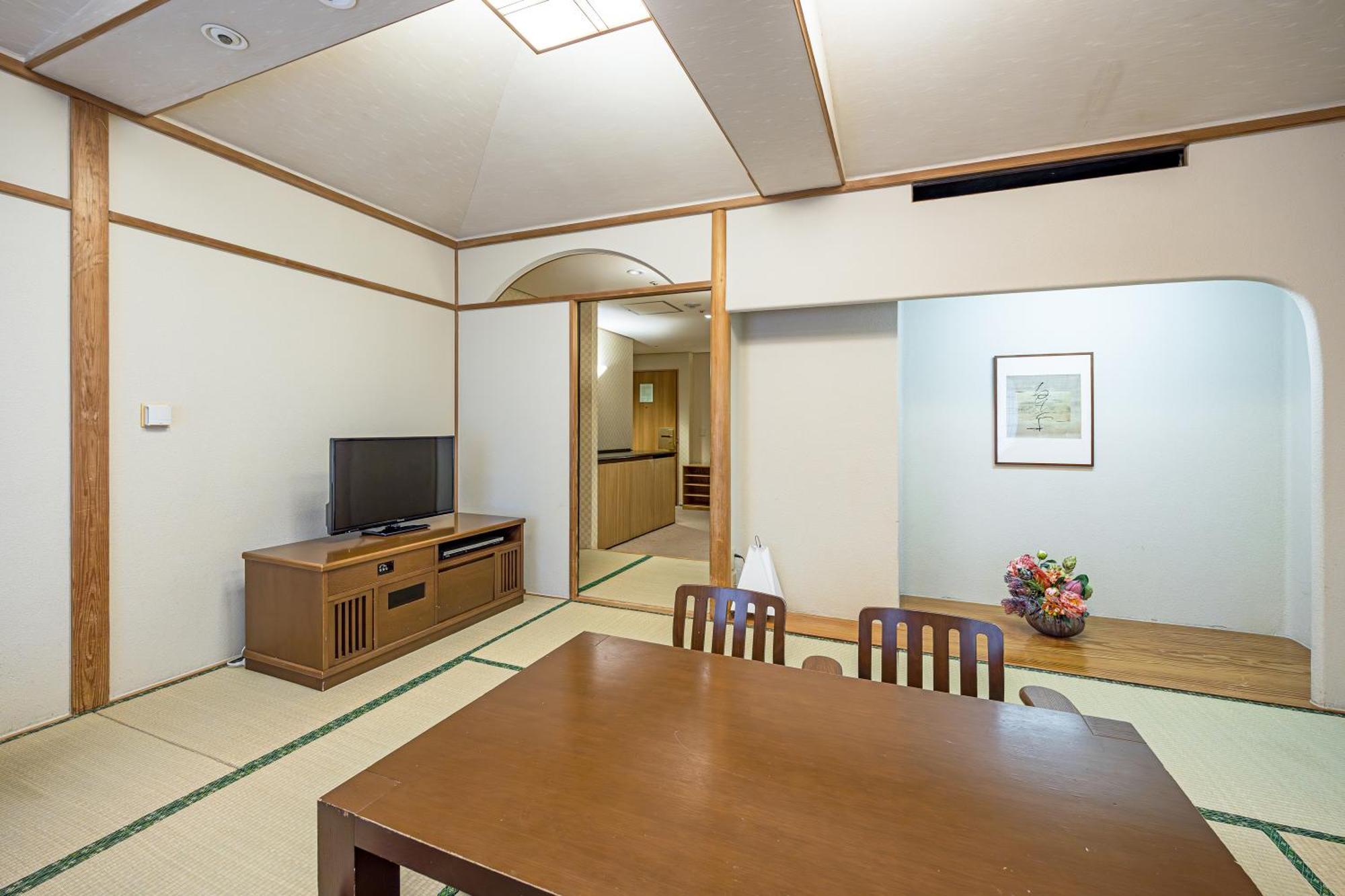 Hotel Okura Tokyo Bay Urayasu Exteriör bild